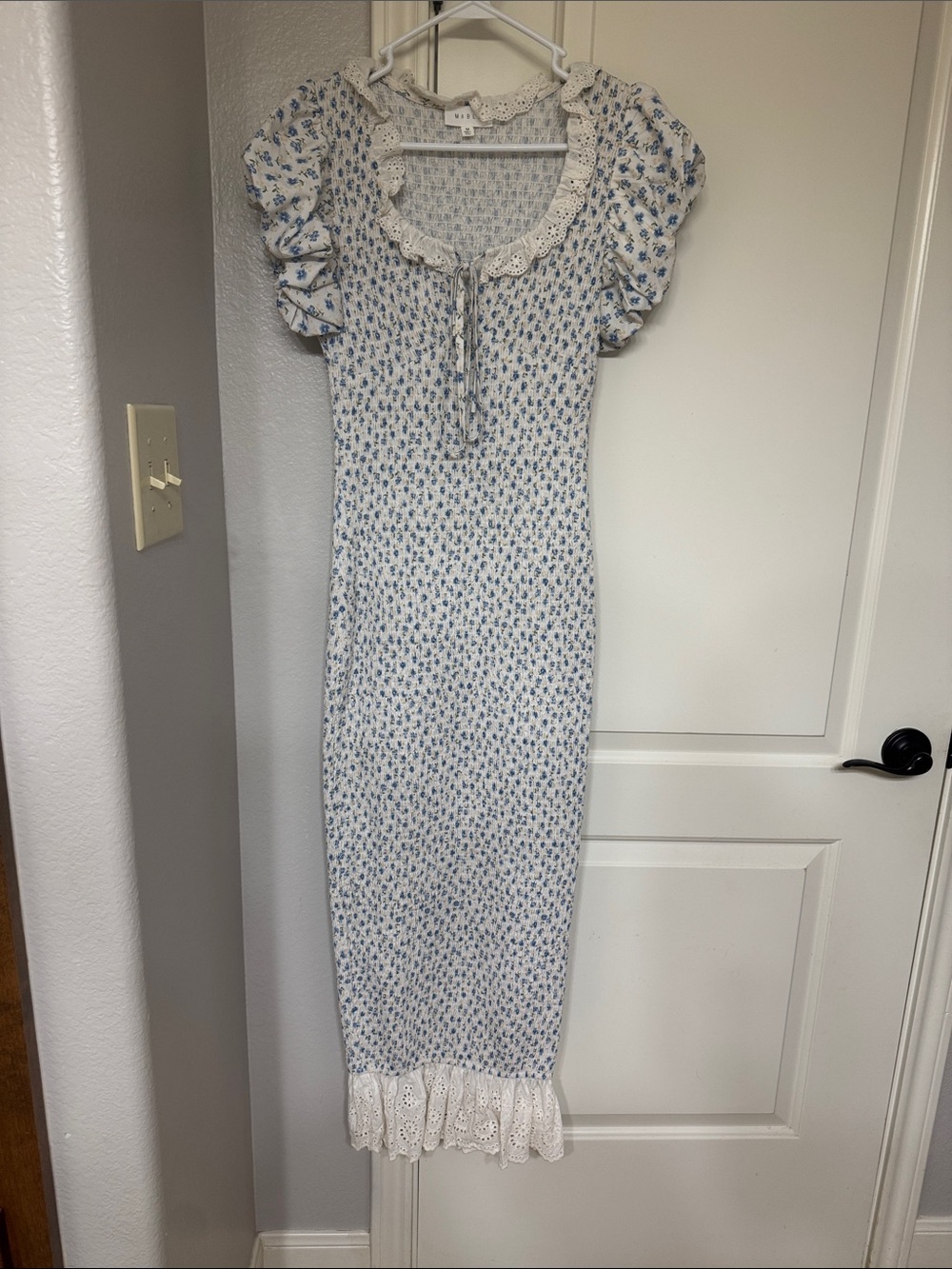 Women’s Blue Floral Midi Dress with Lace Trim